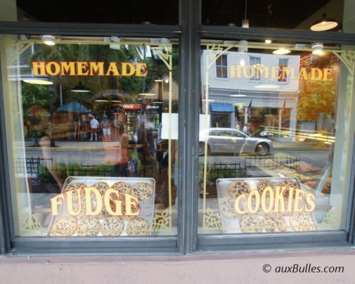 Giant cookies provide a perfect opportunity for a tasting break